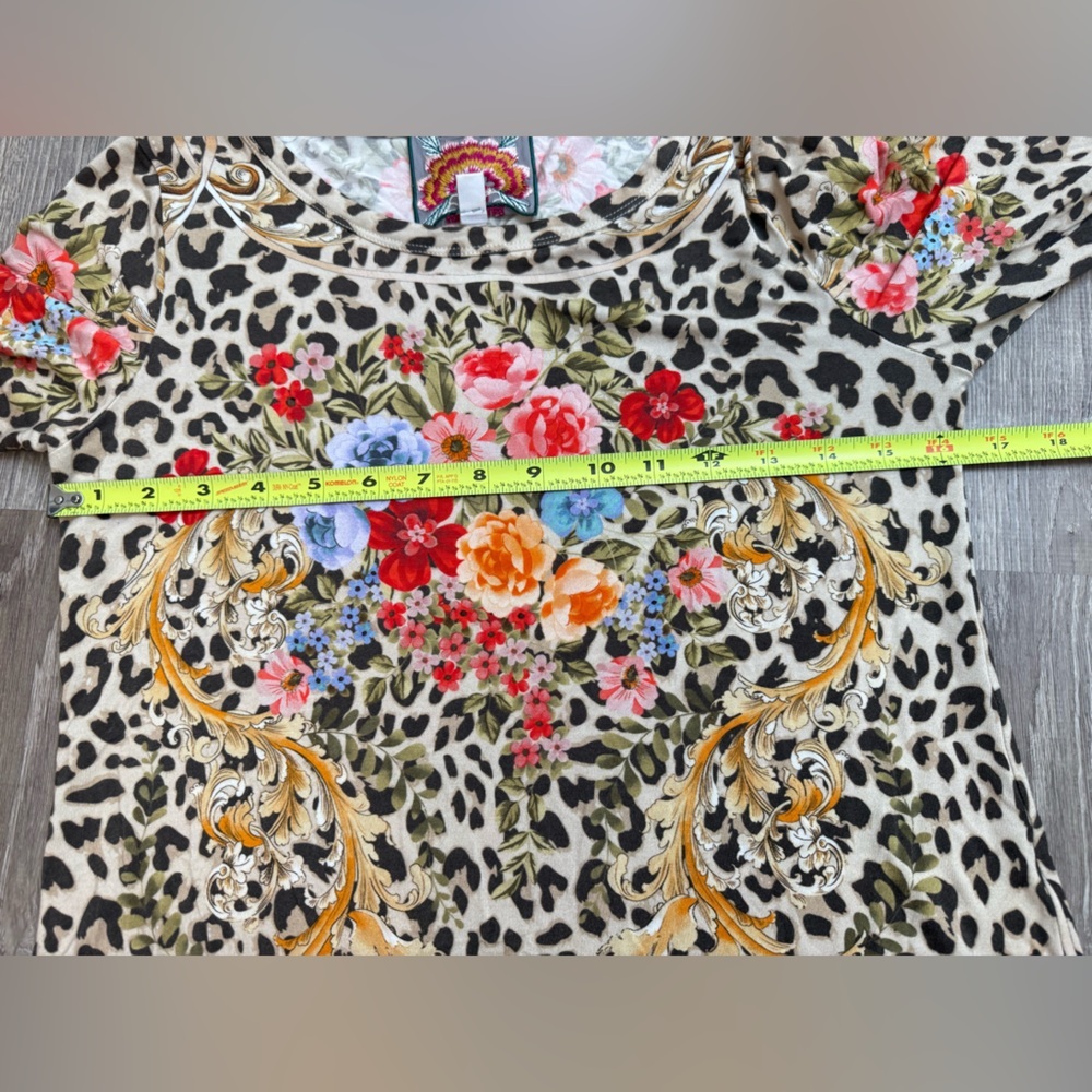 Johnny Was Leopard Floral Tunic Top Bamboo Viscose Puff Sleeve Boho XXS - Picture 8 of 12